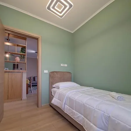 Daire House Center Tiran